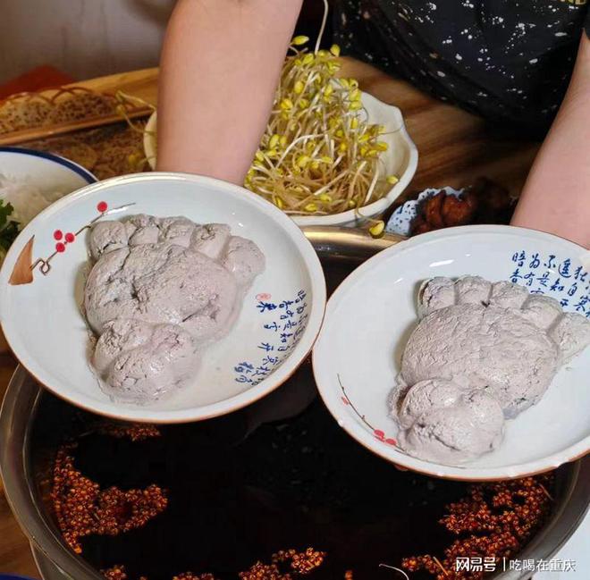 舌尖上的传承 青山青豆花 笑禅豆腐鱼PG麻将胡了免费试玩模拟器非遗中国年(图2)