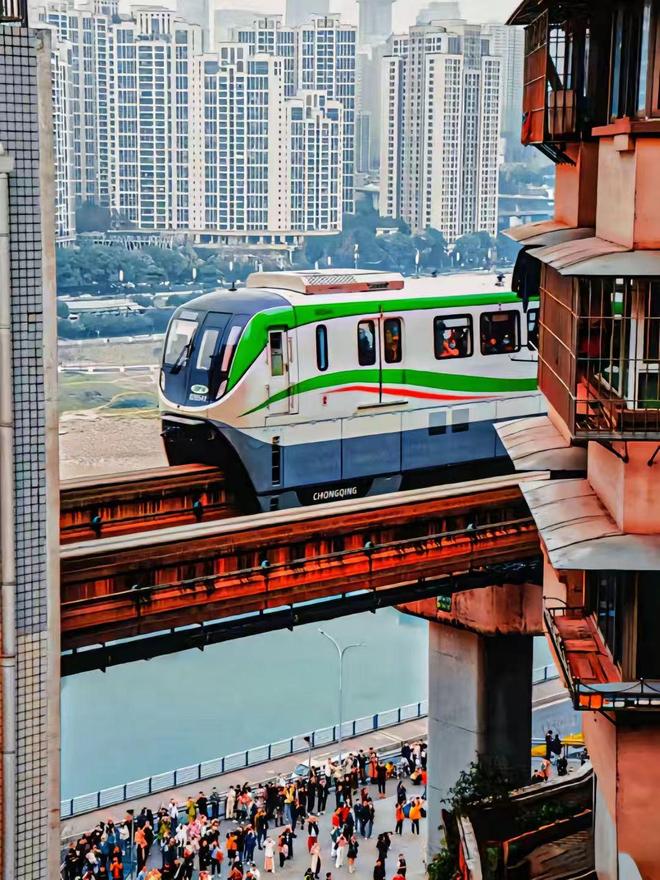 程：两个人跟团玩四天团费大概多少钱PG麻将胡了重庆4天行程保姆级教(图2)